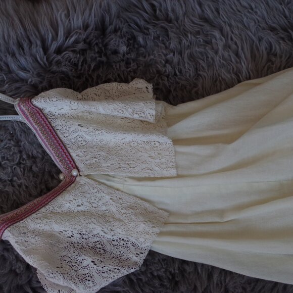 Beautiful Long Summer Cream Dress By The Clothing Company - Picture 4 of 7